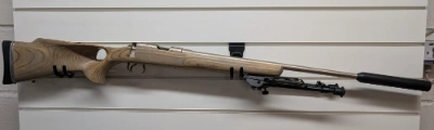 Firearm: CZ 452 2E Thumbhole laminate outfit