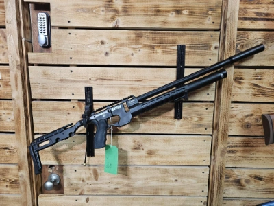 Firearm: AirMaks Katran 