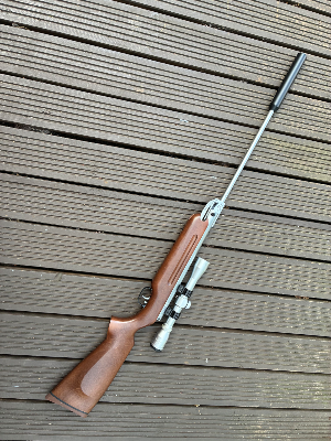 Firearm: Weihrauch HW 35 E Stainless