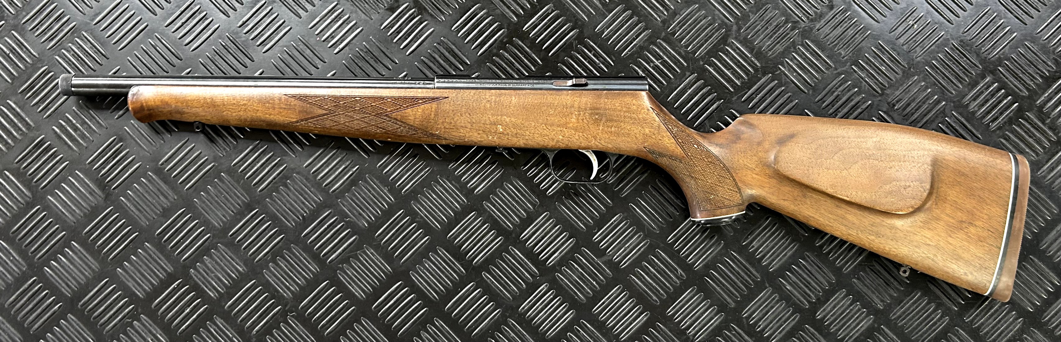 Weihrauch HW 66