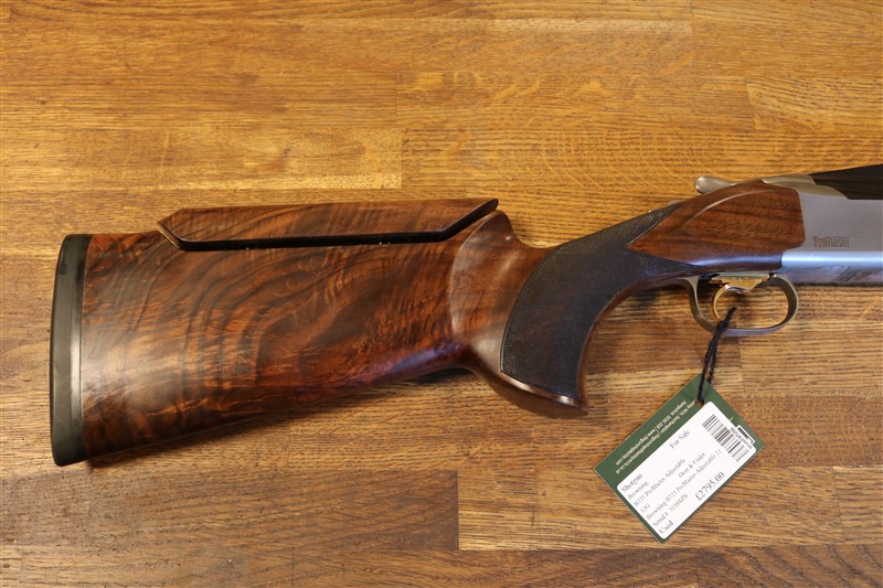 Browning B725