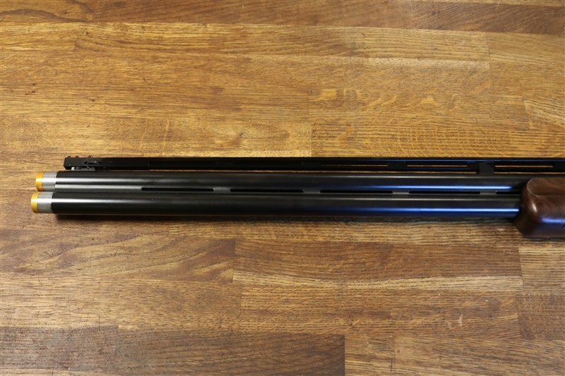 Browning B725