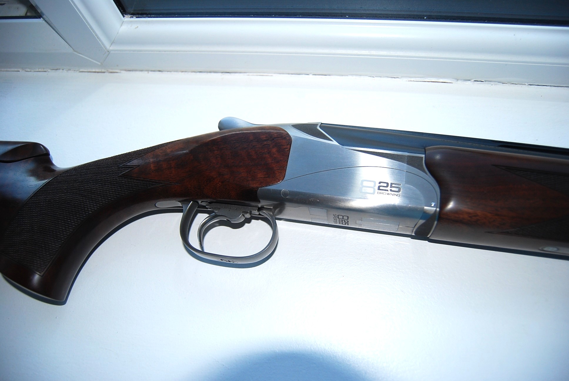 Browning B825