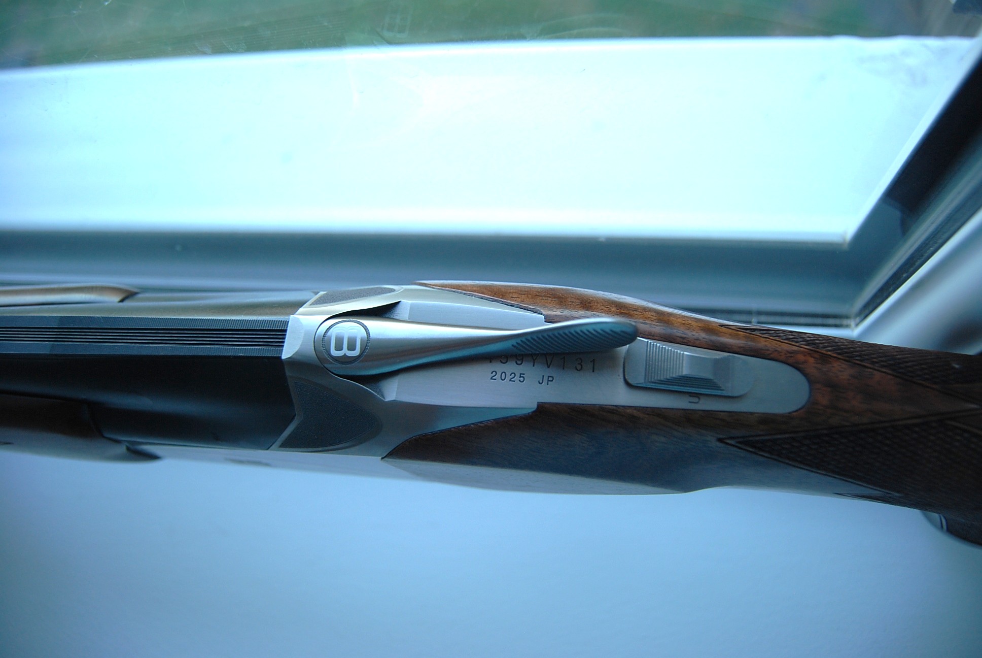 Browning B825