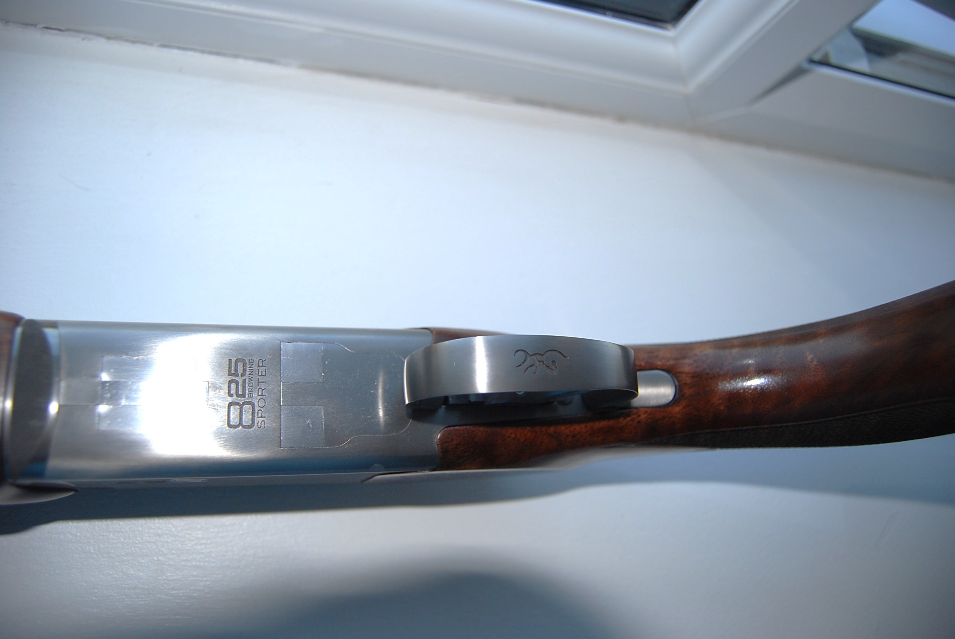 Browning B825