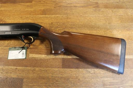 Firearm: Beretta AL391 Urika