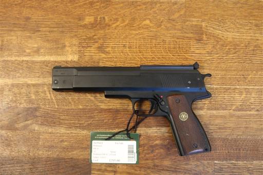 Firearm: Weihrauch HW 45 