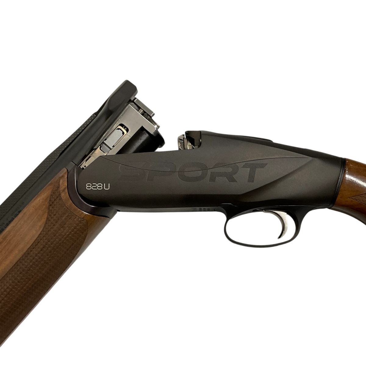 Benelli 828
