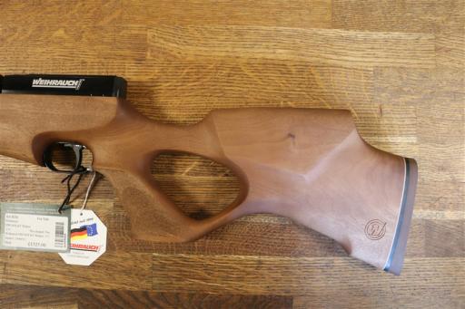 Firearm: Weihrauch HW 100 X KT Walnut