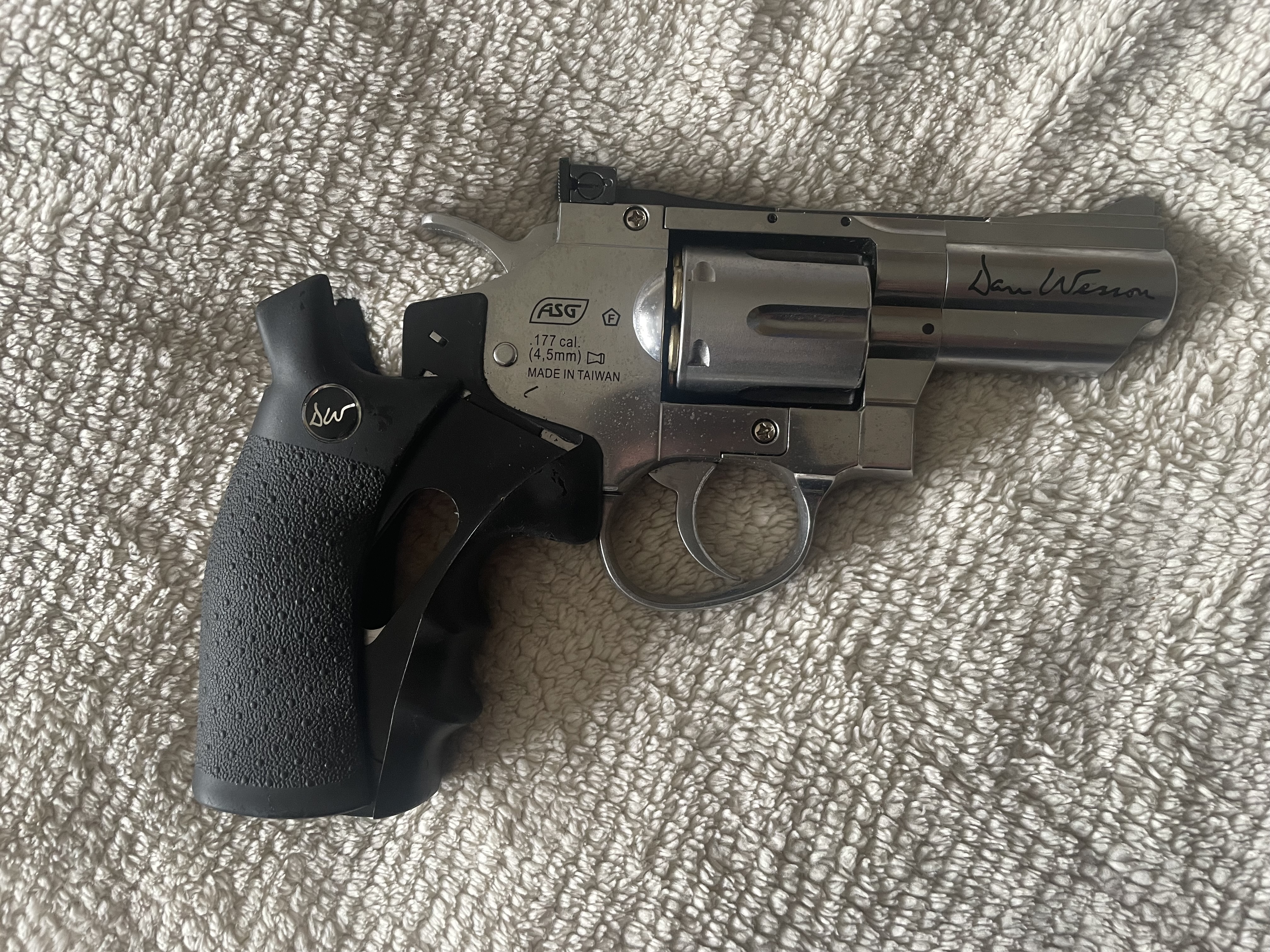 ASG Dan Wesson