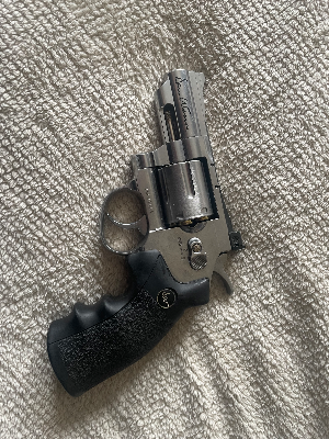 Firearm: ASG Dan Wesson 715
