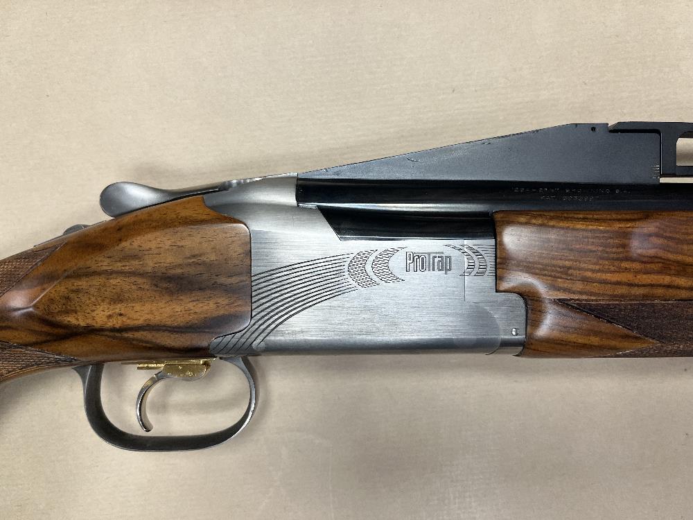Browning B725