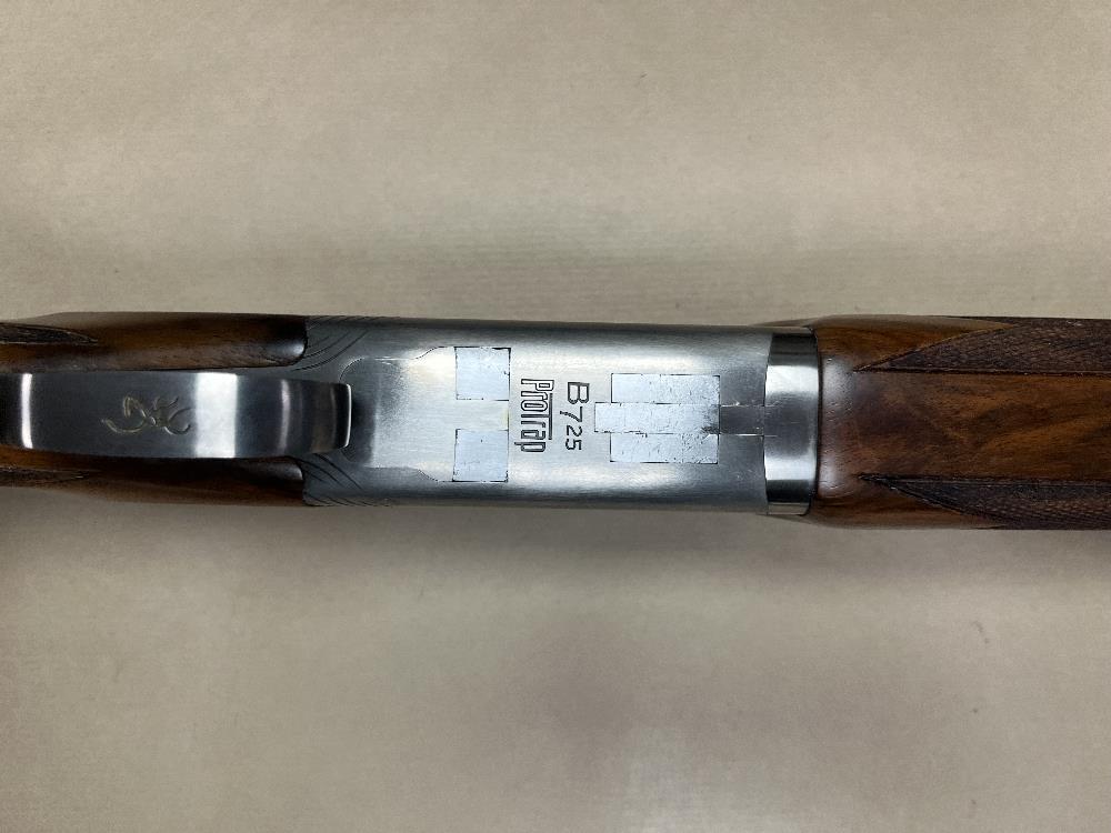 Browning B725