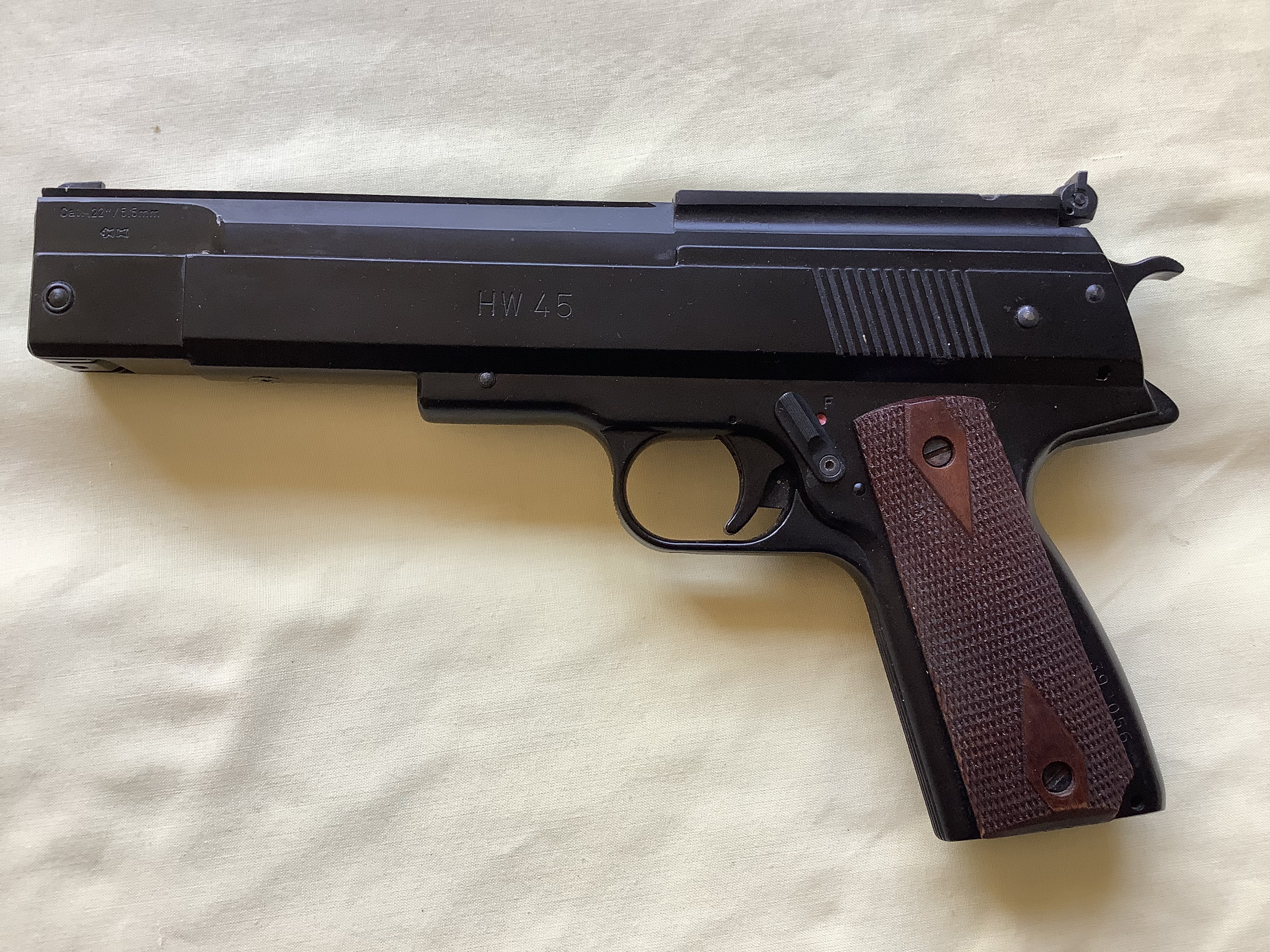 Weihrauch HW 45