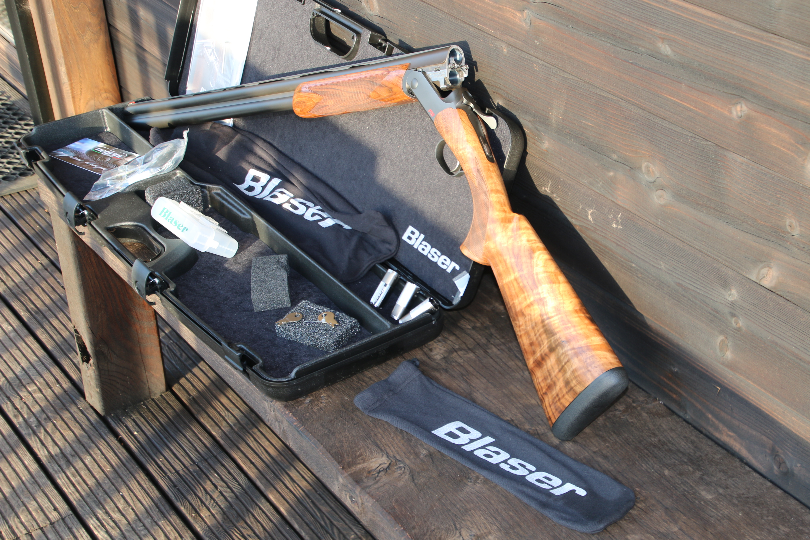Blaser F16