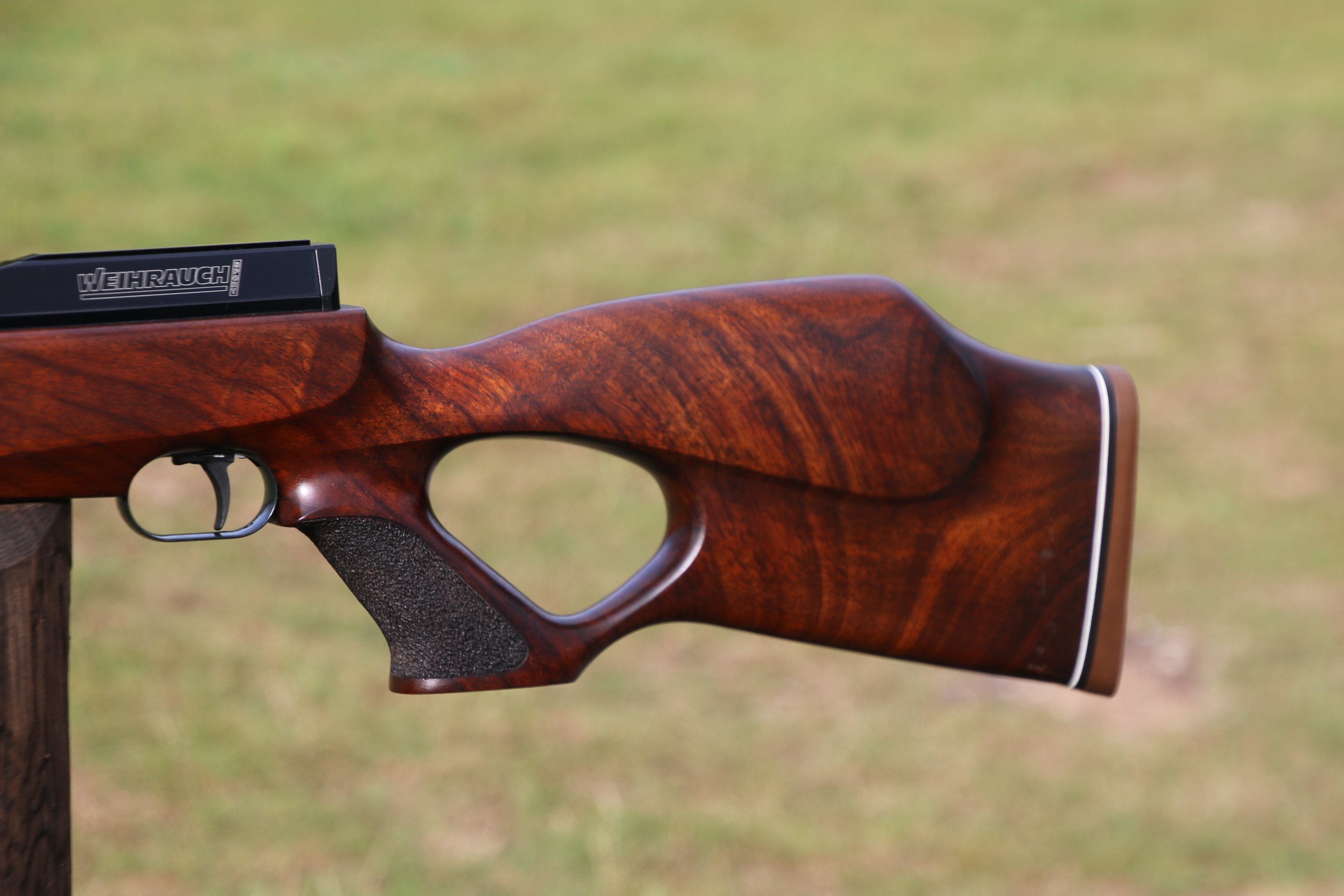 Weihrauch HW 100